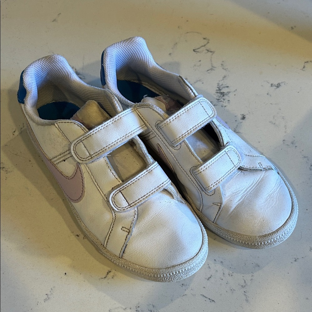 Nike Kids White and Light Pink Velcro Sneakers